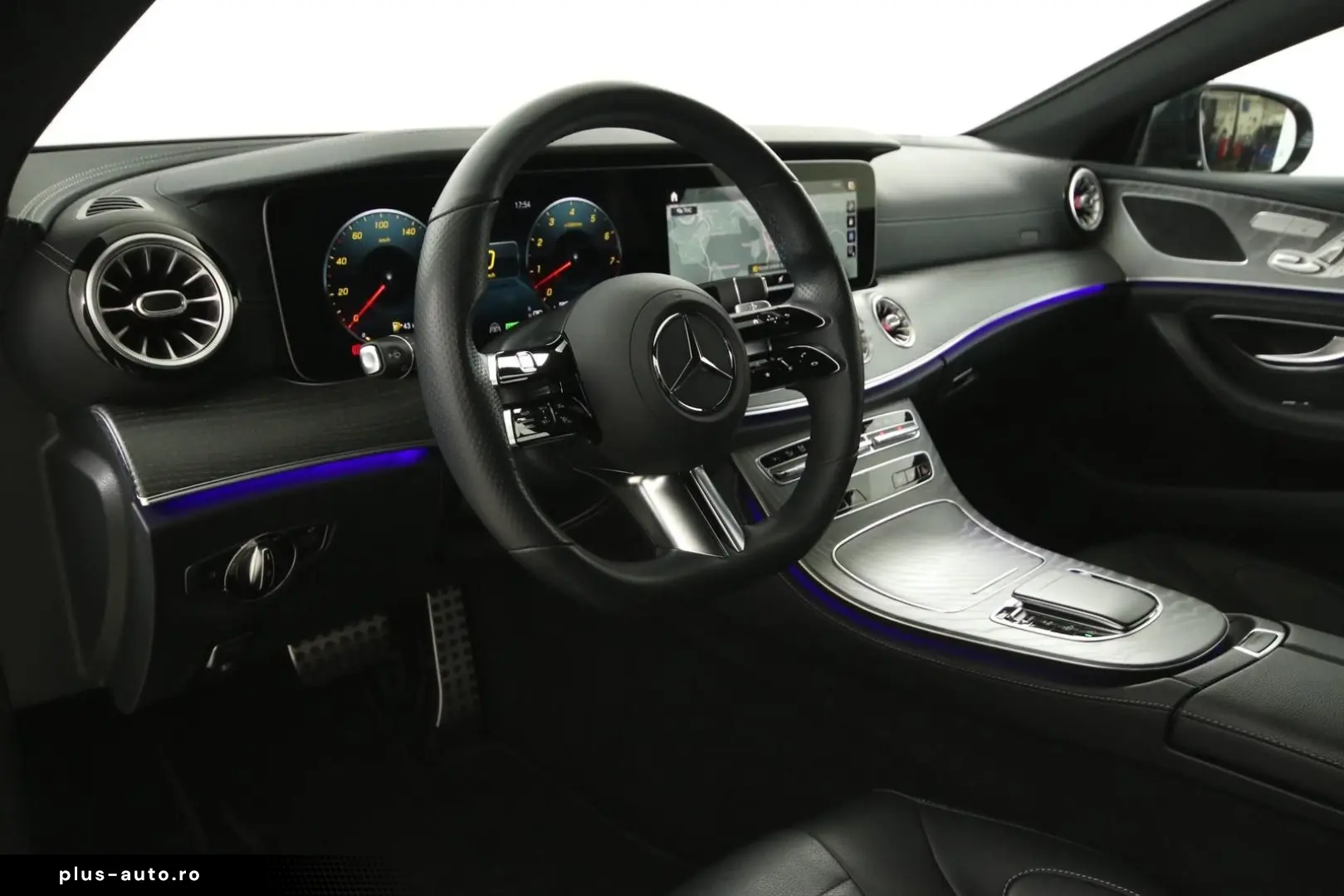 MERCEDES-BENZ CLS 450 4M AMG Line Distr 360K Massage MJ 2022