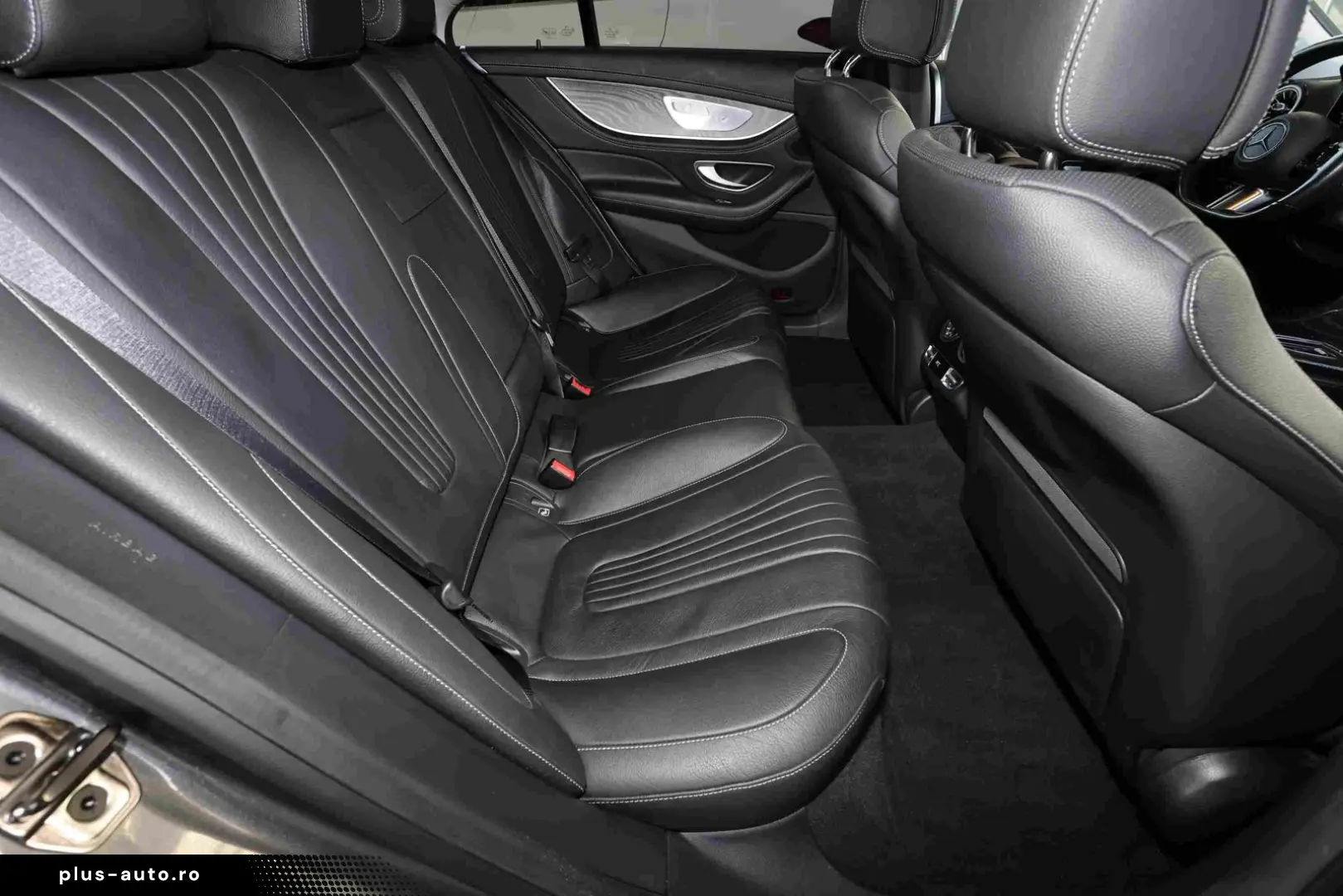 MERCEDES-BENZ CLS 450 4M AMG HEADUP BURMESTER 360  DISTRO