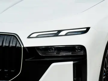 BMW 740 d M SPORT XDRIVE