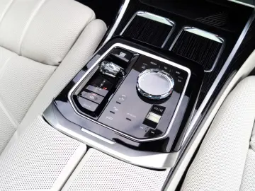 BMW 740 d M SPORT XDRIVE