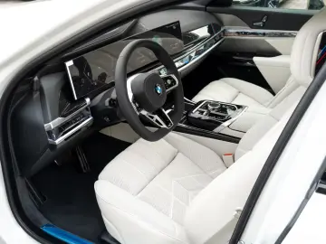 BMW 740 d M SPORT XDRIVE