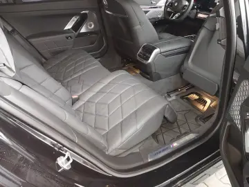 BMW 740d xDrive M Sport Pro Autobahnas LoungeSeating