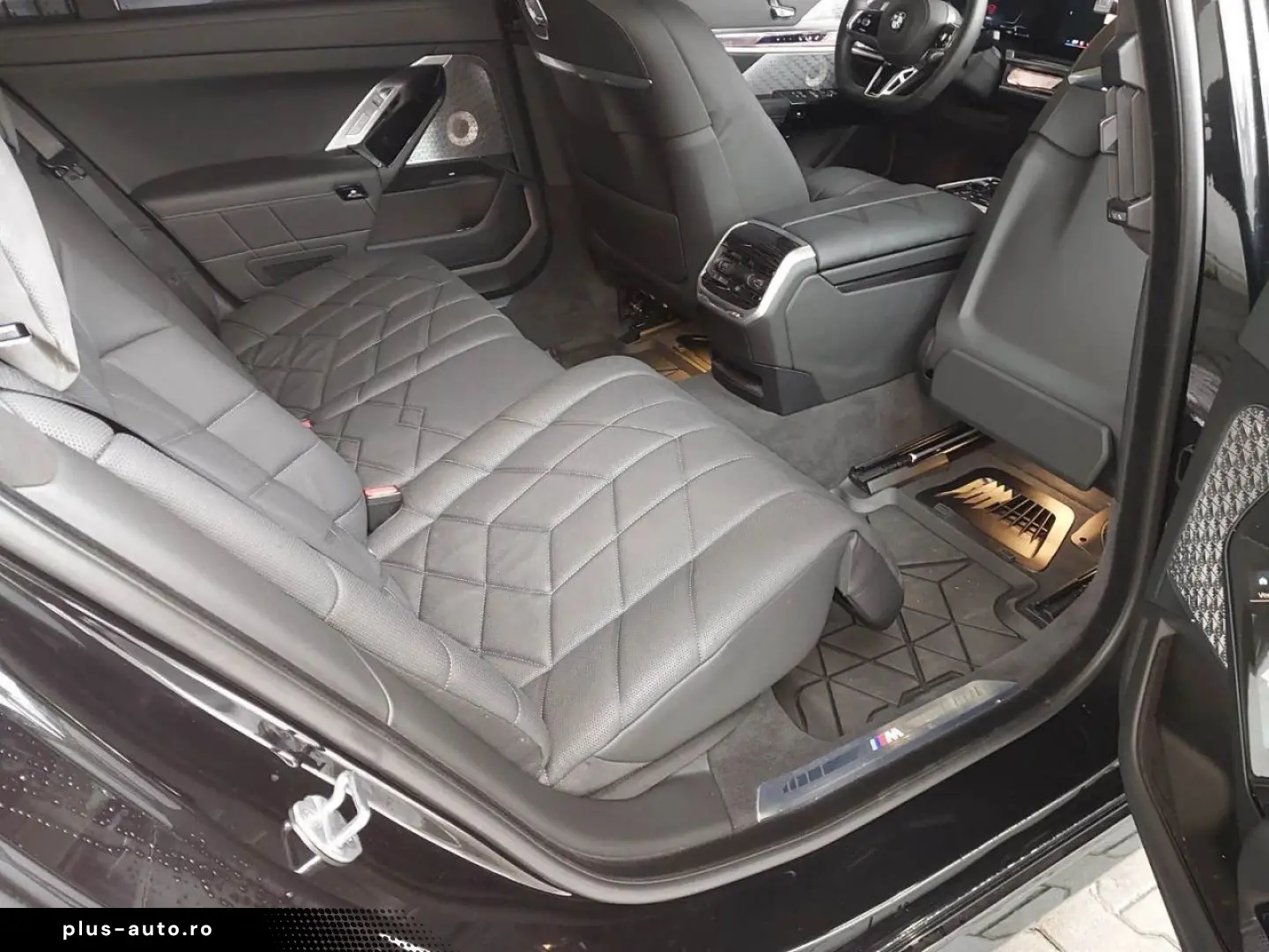 BMW 740d xDrive M Sport Pro Autobahnas LoungeSeating