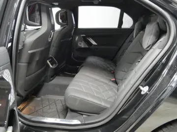 BMW 740d xDrive M Sport Pro Autobahnas LoungeSeating