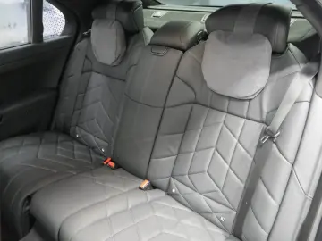 BMW 740d xDrive M Sport Pro Autobahnas LoungeSeating