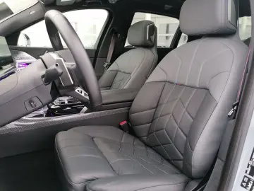 BMW 740 d xDrive M Sport DAProf PA-Prof B&W Standhzg