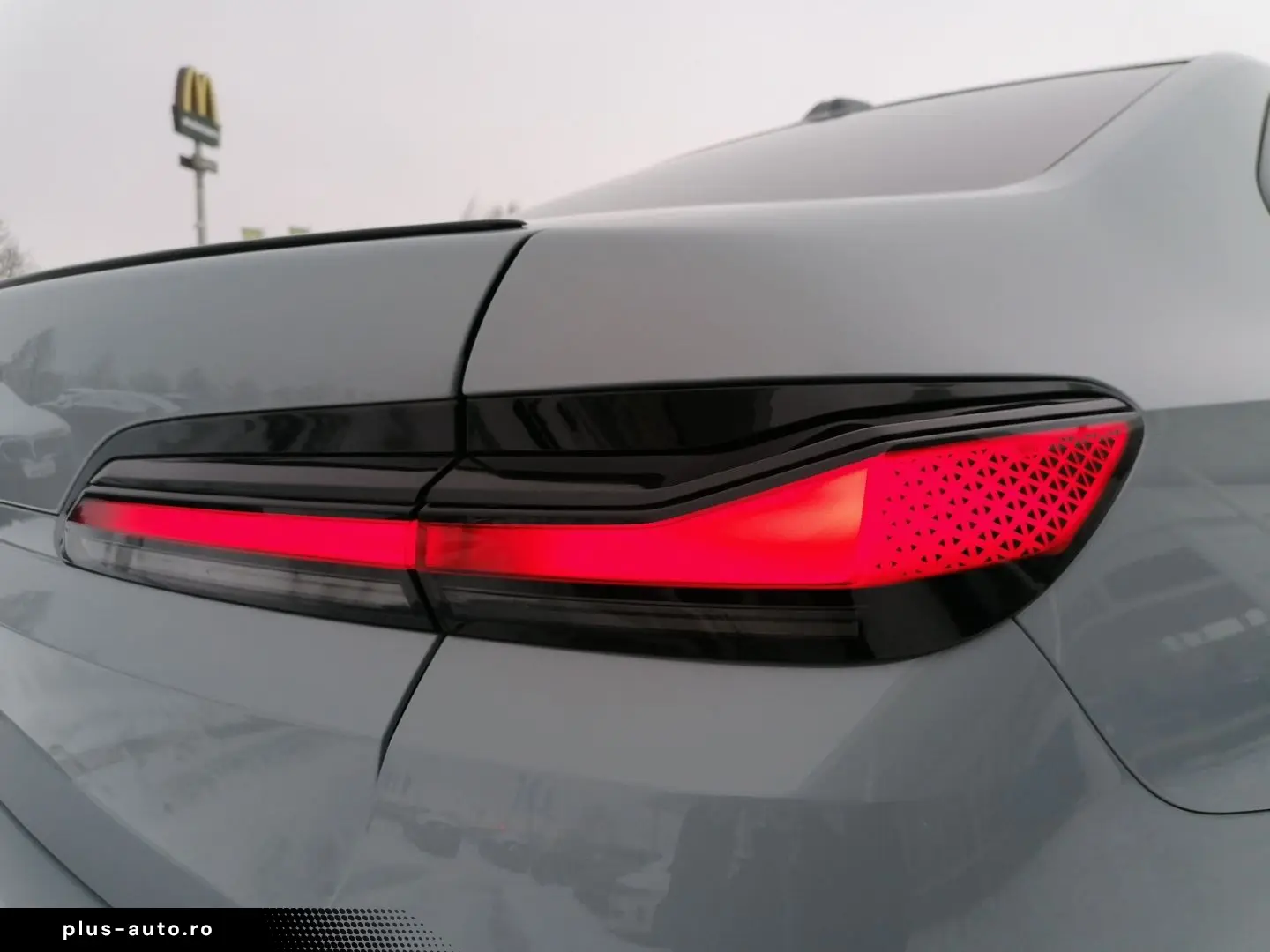 BMW 740 d xDrive M Sport DAProf PA-Prof B&W Standhzg