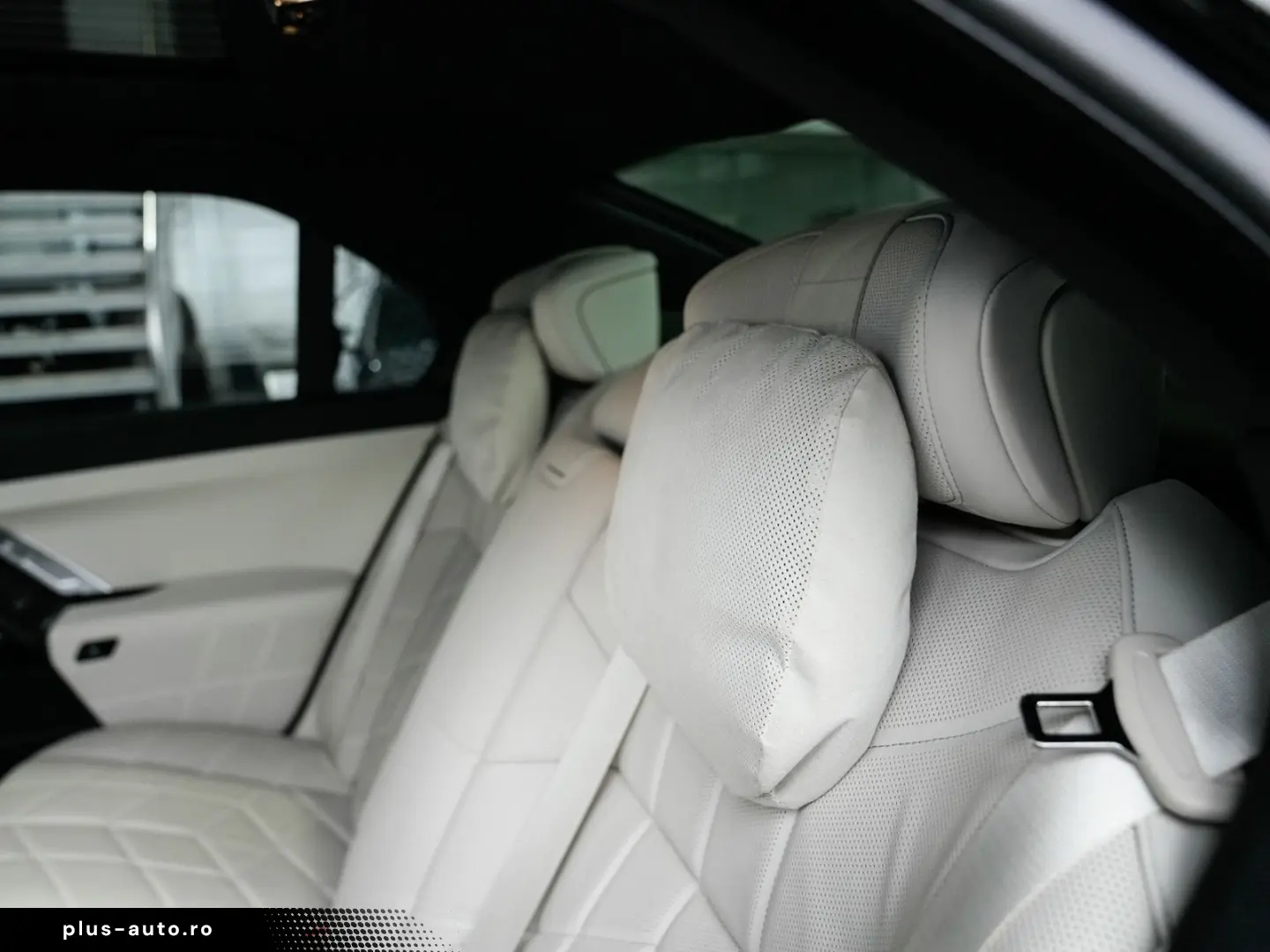 BMW 740d xDrive M SPORT PRO Sky-Lou. Autotür. FOND