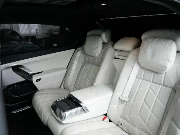 BMW 740d xDrive M SPORT PRO Sky-Lou. Autotür. FOND