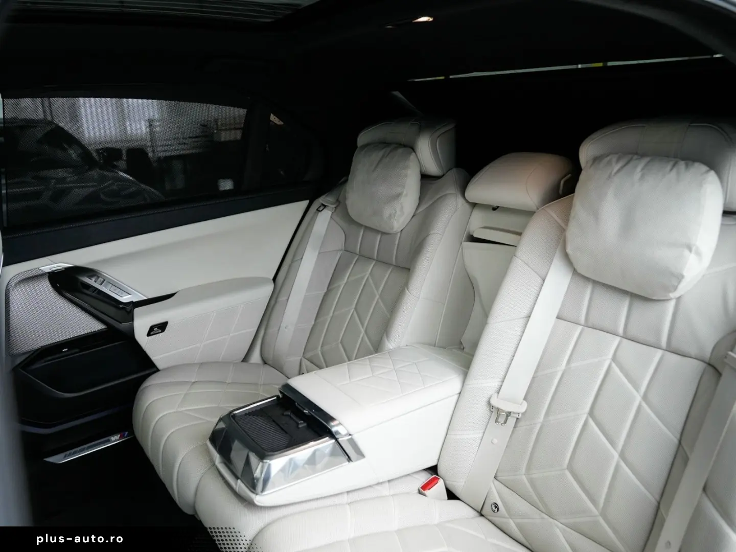 BMW 740d xDrive M SPORT PRO Sky-Lou. Autotür. FOND