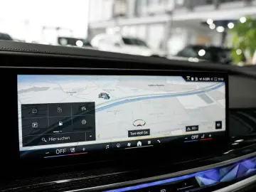 BMW 740d xDrive M SPORT PRO Sky-Lou. Autotür. FOND