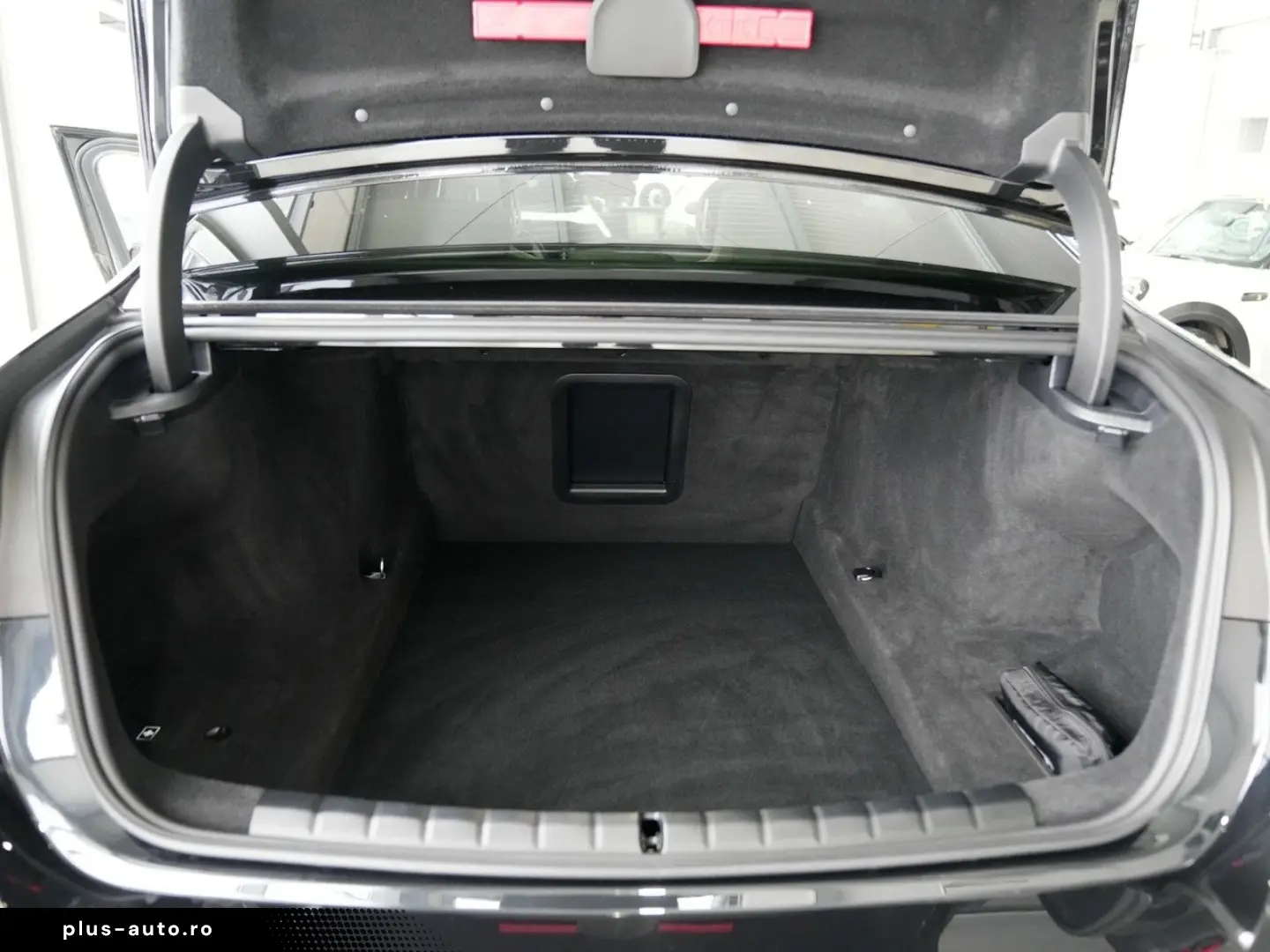 BMW 740d xDrive M SPORT PRO Sky-Lou. Autotür. FOND