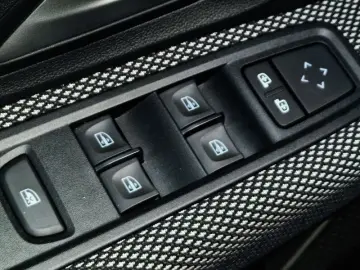 DACIA LOGAN 1.0 Eco-G 100CP Journey MT6