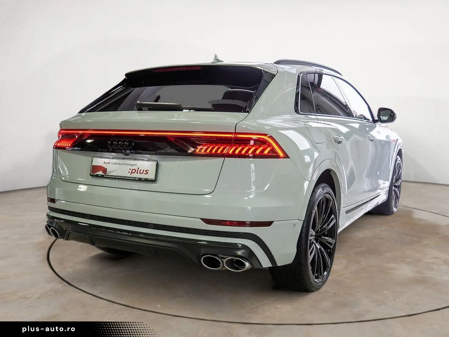 AUDI SQ8 4.0 TFSI quattro MATRIX NAVI AHK B&O STANDHZ