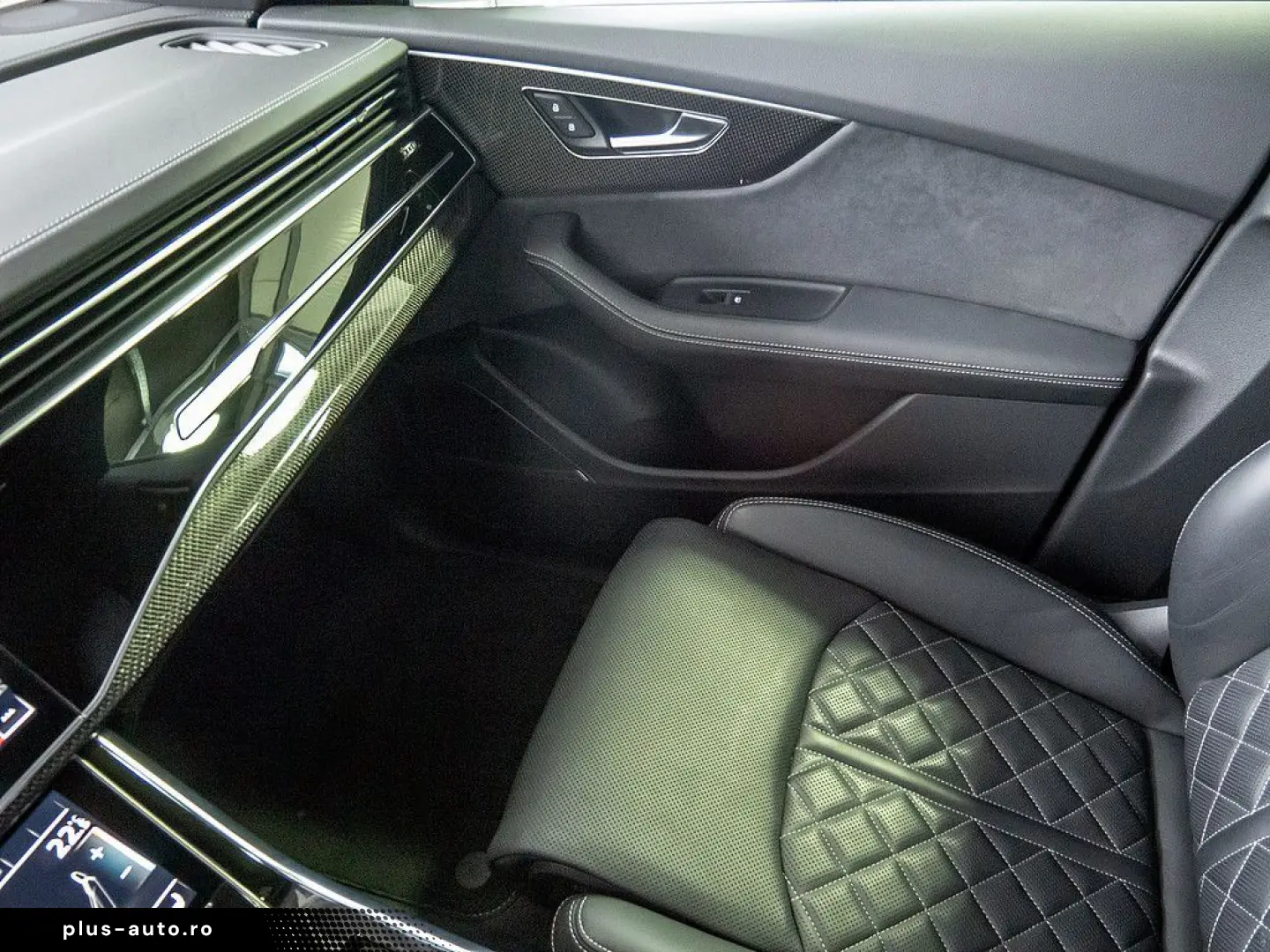 AUDI SQ8 4.0 TFSI quattro MATRIX NAVI AHK B&O STANDHZ