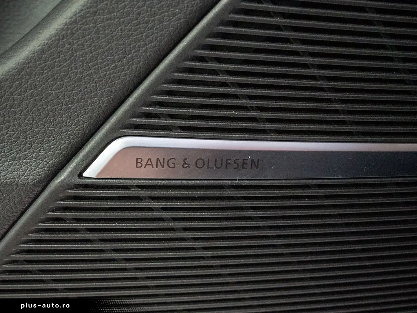 AUDI SQ8 4.0 TFSI quattro MATRIX NAVI AHK B&O STANDHZ