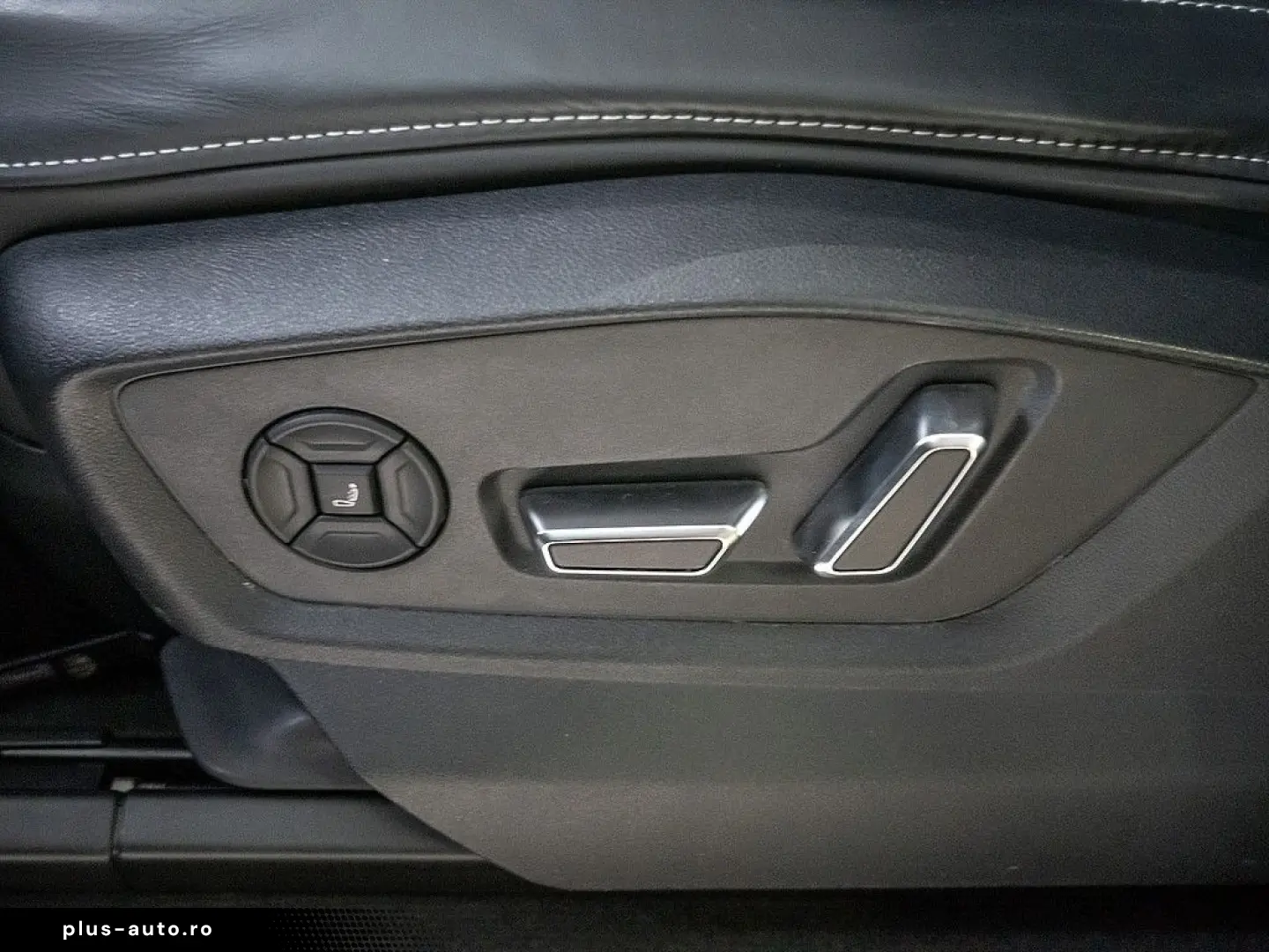 AUDI SQ8 4.0 TFSI quattro MATRIX NAVI AHK B&O STANDHZ