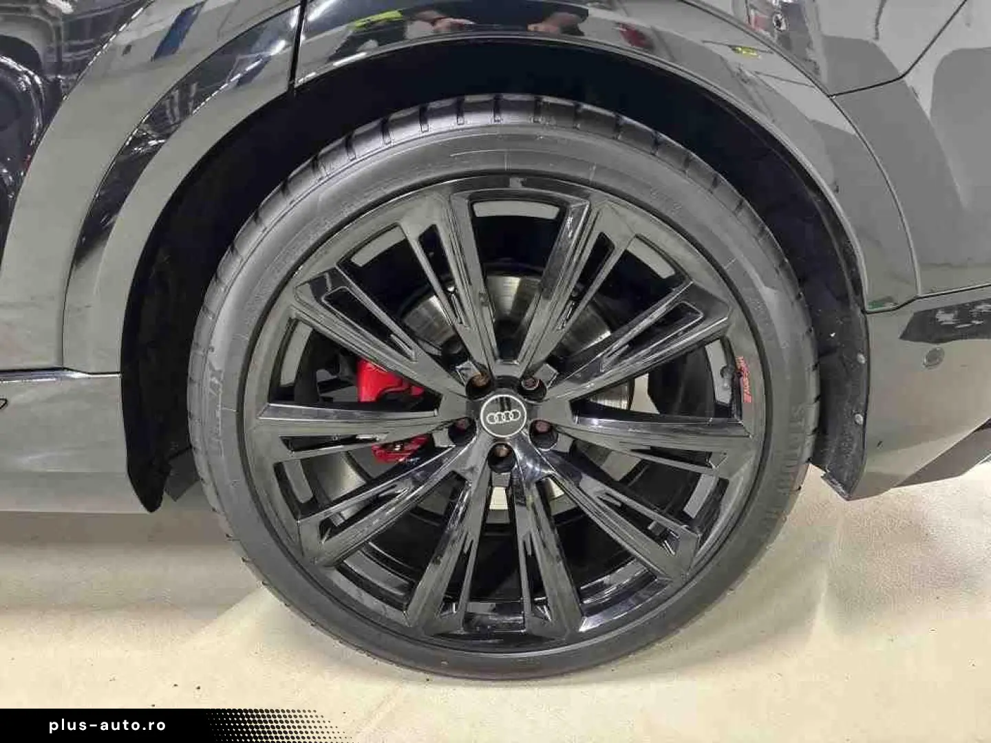 AUDI SQ8 4.0 TFSI B&O ACC HuD LUFT PANO STHZG CARBON