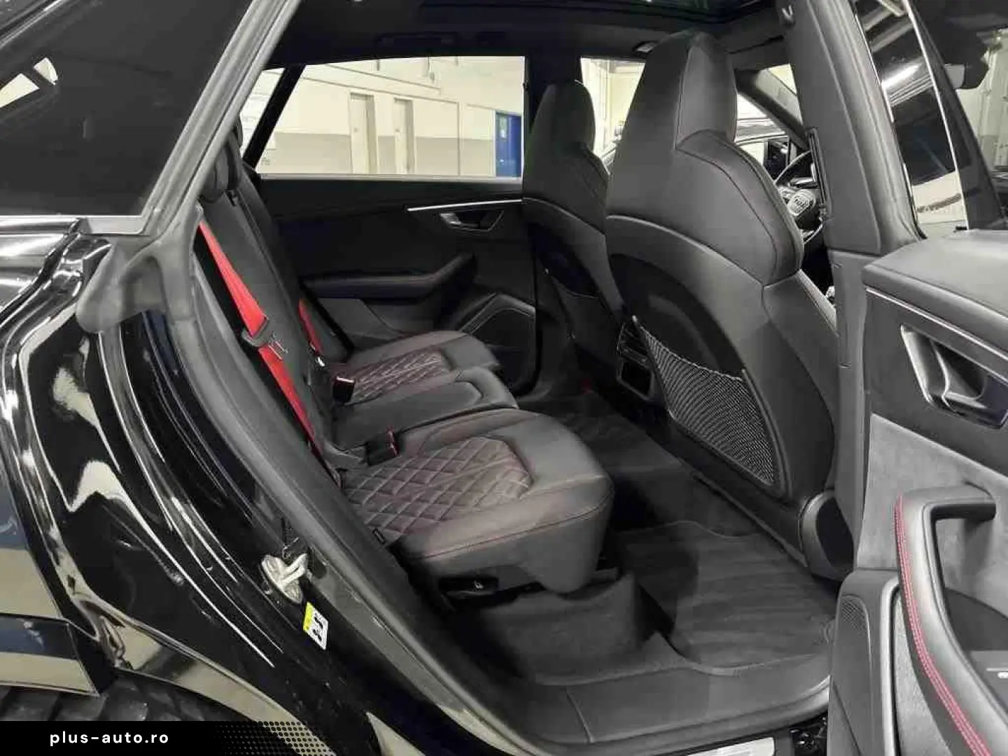 AUDI SQ8 4.0 TFSI B&O ACC HuD LUFT PANO STHZG CARBON