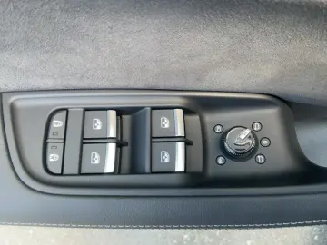 AUDI ABT SQ8 quattro