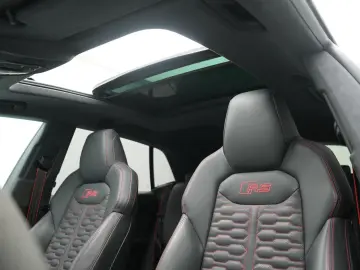 AUDI RS Q8 NACHTSICHT LEDER SITZBELÜ MASSAGE MEMORY