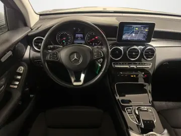 MERCEDES-BENZ GLC 250 4M Off Road  Kamera LED EasyPack.