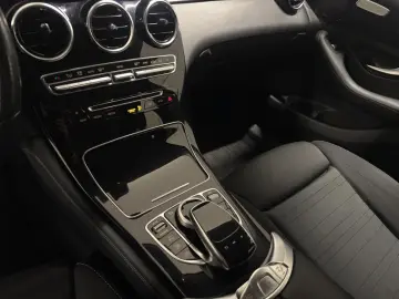 MERCEDES-BENZ GLC 250 4M Off Road  Kamera LED EasyPack.