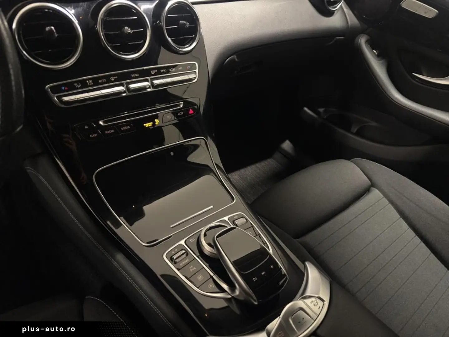 MERCEDES-BENZ GLC 250 4M Off Road  Kamera LED EasyPack.