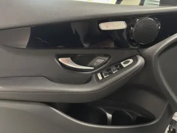 MERCEDES-BENZ GLC 250 4M Off Road  Kamera LED EasyPack.