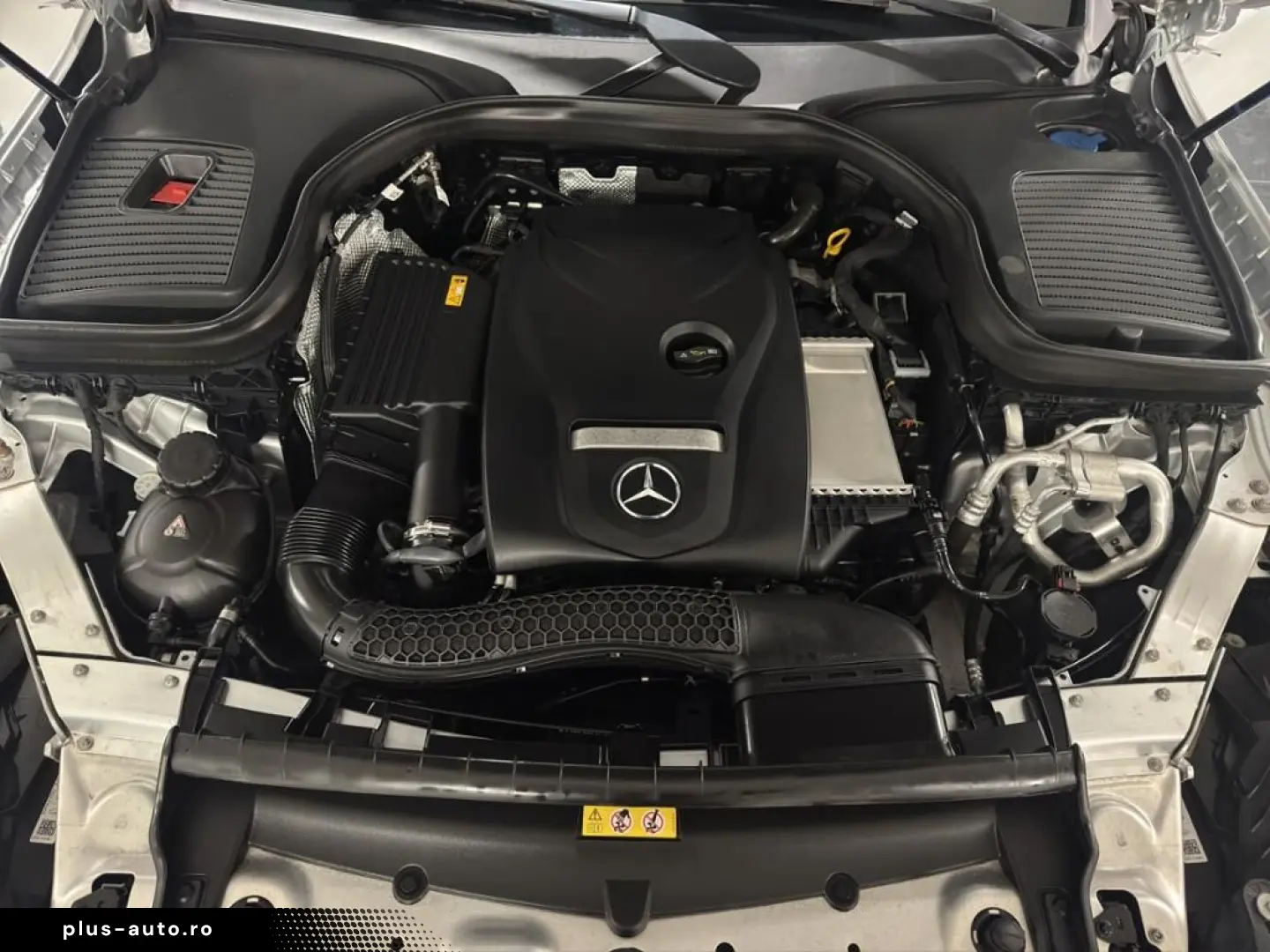 MERCEDES-BENZ GLC 250 4M Off Road  Kamera LED EasyPack.