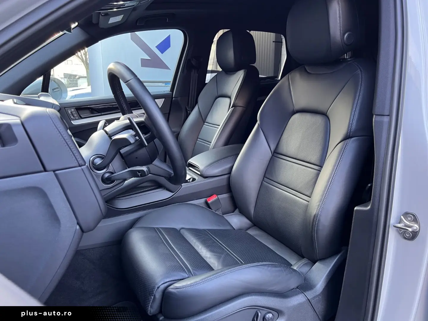 PORSCHE Cayenne E-Hyb Kreide · Inno · AHK · 14Wege  Bose