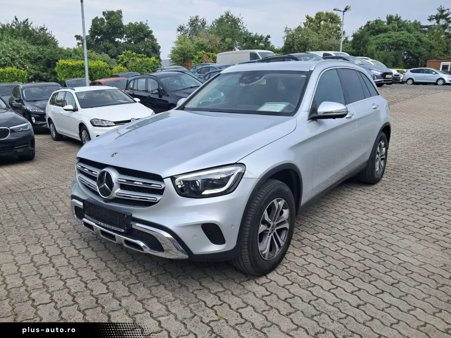 MERCEDES-BENZ GLC 300 d 4Matic LED NAVI KLIMAAUTOM