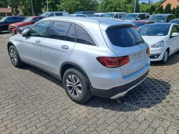 MERCEDES-BENZ GLC 300 d 4Matic LED NAVI KLIMAAUTOM