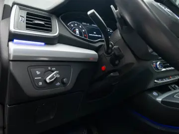 AUDI Q5 QUATTRO 45 TSI