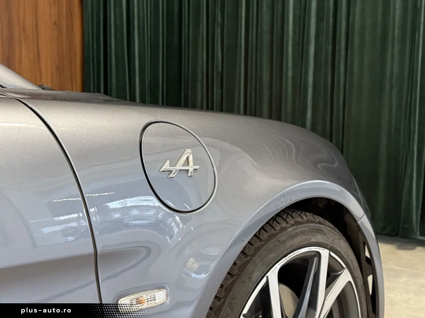 ALPINE A110 GT 300PS Carbon KAM Sound Navi Klima SHZ