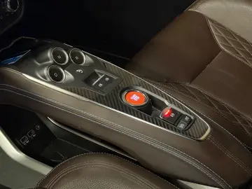 ALPINE A110 GT 300PS Carbon KAM Sound Navi Klima SHZ