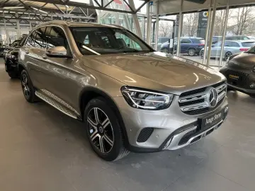 MERCEDES-BENZ GLC 300 e 4M MBUX Fahrassist LED Wide Cam. HUD
