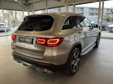MERCEDES-BENZ GLC 300 e 4M MBUX Fahrassist LED Wide Cam. HUD