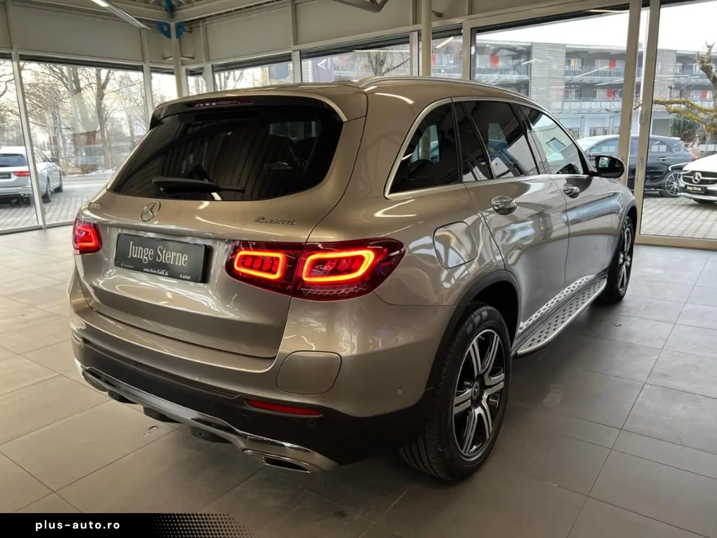 MERCEDES-BENZ GLC 300 e 4M MBUX Fahrassist LED Wide Cam. HUD