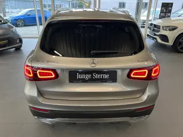 MERCEDES-BENZ GLC 300 e 4M MBUX Fahrassist LED Wide Cam. HUD
