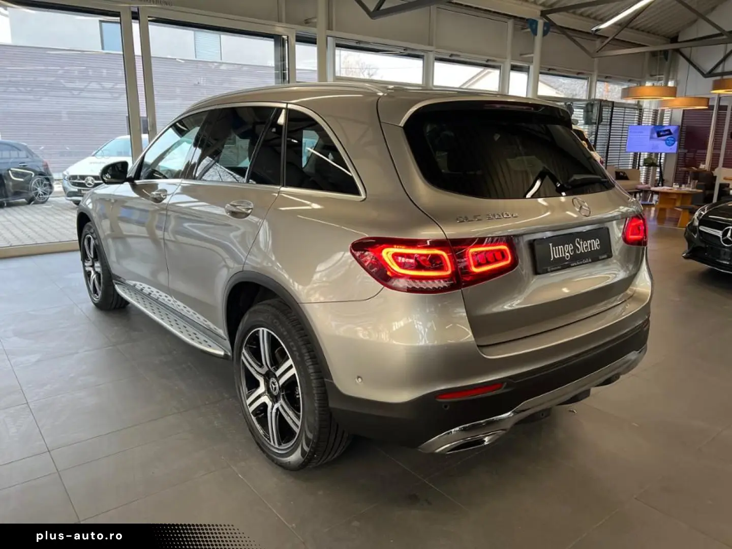 MERCEDES-BENZ GLC 300 e 4M MBUX Fahrassist LED Wide Cam. HUD