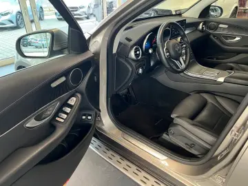 MERCEDES-BENZ GLC 300 e 4M MBUX Fahrassist LED Wide Cam. HUD