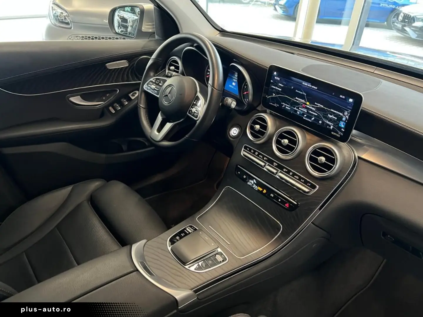 MERCEDES-BENZ GLC 300 e 4M MBUX Fahrassist LED Wide Cam. HUD