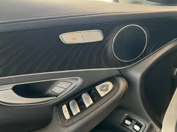 MERCEDES-BENZ GLC 300 e 4M MBUX Fahrassist LED Wide Cam. HUD