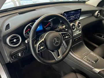 MERCEDES-BENZ GLC 300 e 4M MBUX Fahrassist LED Wide Cam. HUD