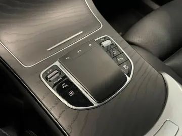 MERCEDES-BENZ GLC 300 e 4M MBUX Fahrassist LED Wide Cam. HUD