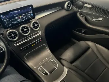 MERCEDES-BENZ GLC 300 e 4M MBUX Fahrassist LED Wide Cam. HUD