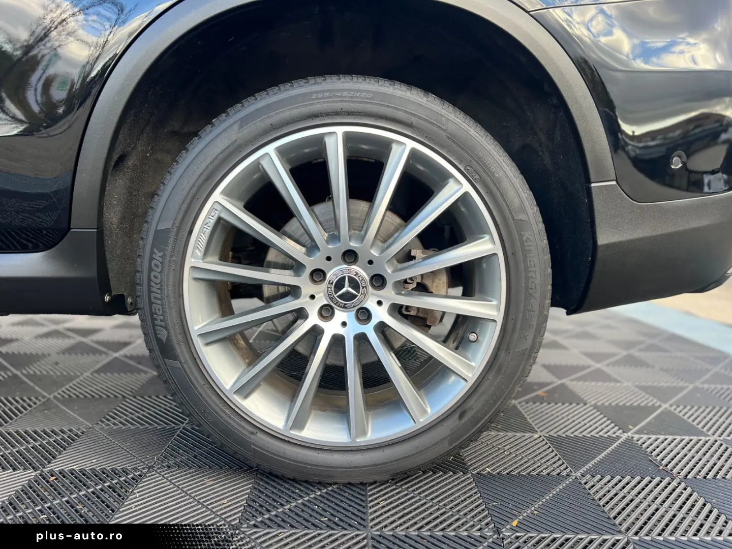 MERCEDES-BENZ GLC 300e 4Matic AMG LED FACELIFT AHK ACC ALC