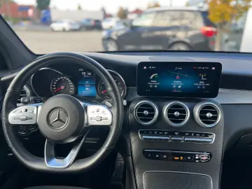 MERCEDES-BENZ GLC 300e 4Matic AMG LED FACELIFT AHK ACC ALC