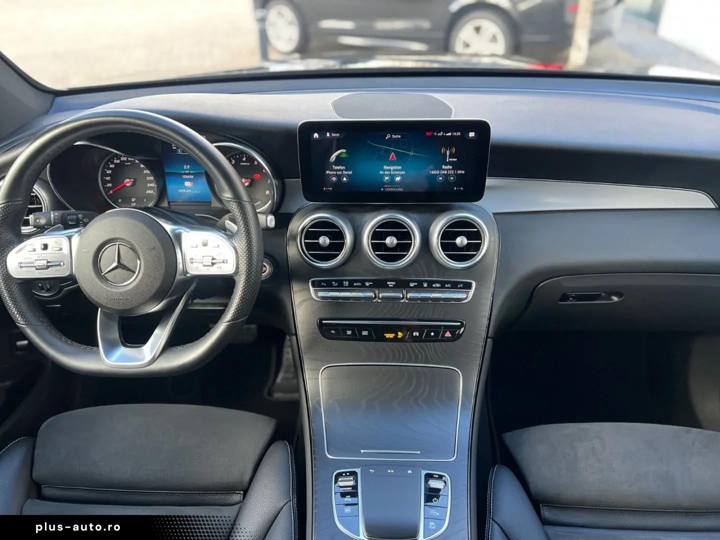 MERCEDES-BENZ GLC 300e 4Matic AMG LED FACELIFT AHK ACC ALC